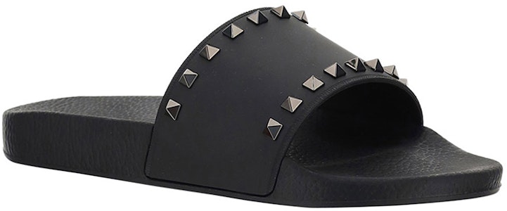 Valentino Rockstud Slide 'Hitam' WY0S0873JGC0NO Lookbook Valentino Rockstud Slide 'Hitam' WY0S0873JGC0NO