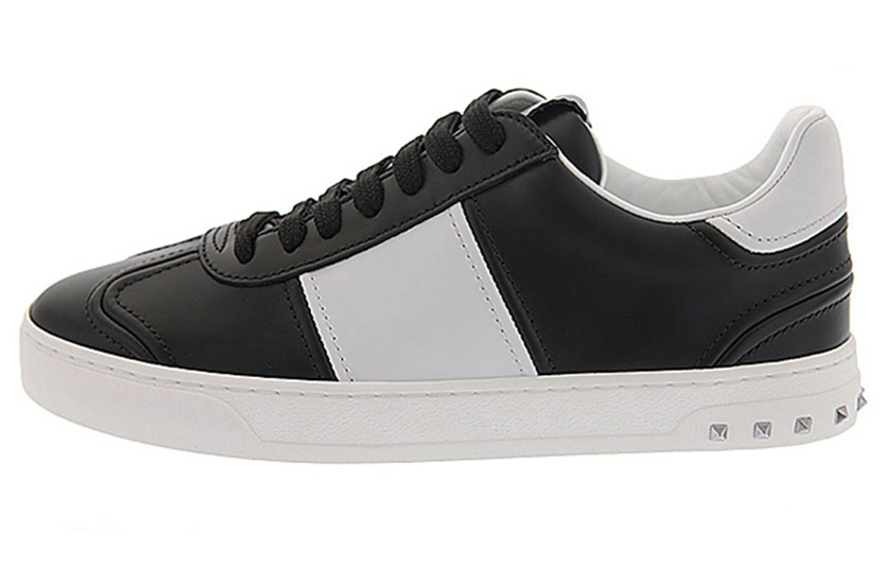 Valentino Rockstud Sneaker 'Black and White'