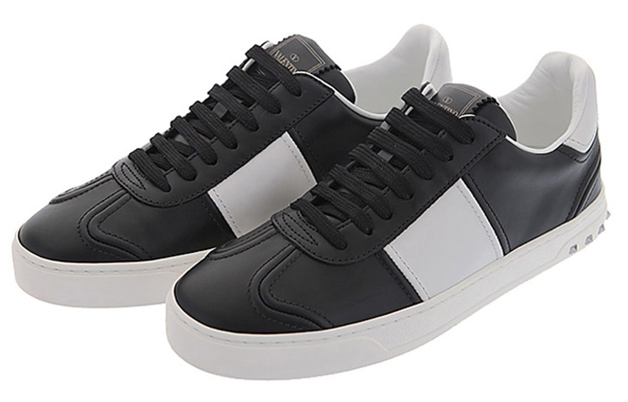 Valentino Rockstud Sneaker 'Black and White' 圖 3