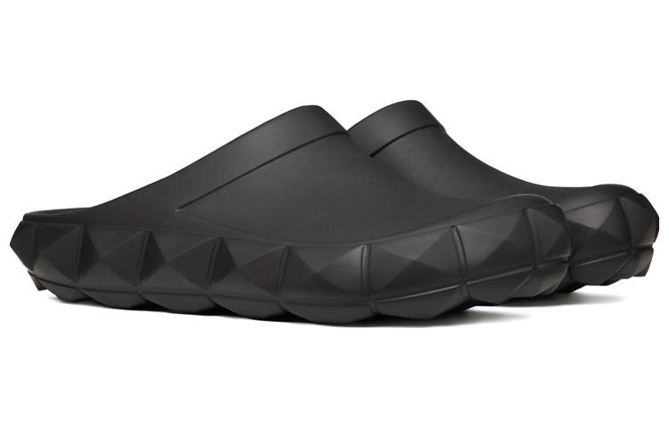 Lookbook Valentino Roman Stud 'Black Fashion Slides' 2Y2S0F92QNA0NO