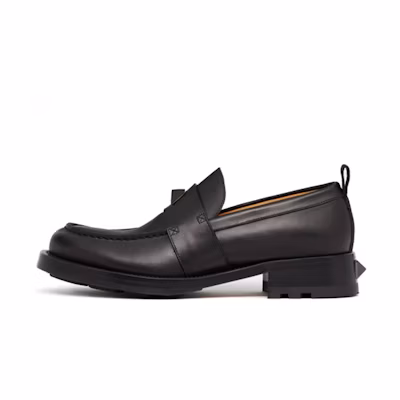 Valentino Roman Stud 'Versatile CMFT Black'