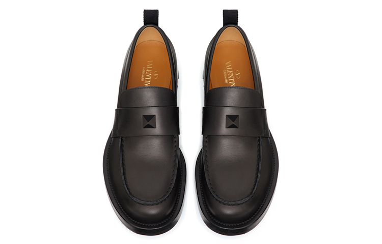 Valentino Roman Stud 'Versatile CMFT Black' 圖 4