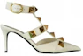 Shop Valentino Roman Stud Pumps 'Putih' WS0CB2ZWMBLANC8