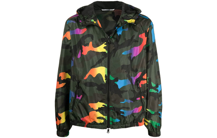 Valentino SS21 Camouflage Print Hooded Jacket. VV3CI36872133H