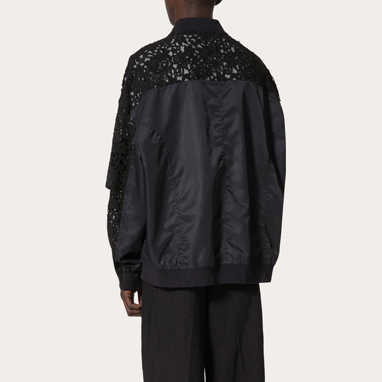 Shop Valentino SS21 尼龙蕾丝边饰飞行夹克. VV0CII467ES0NO