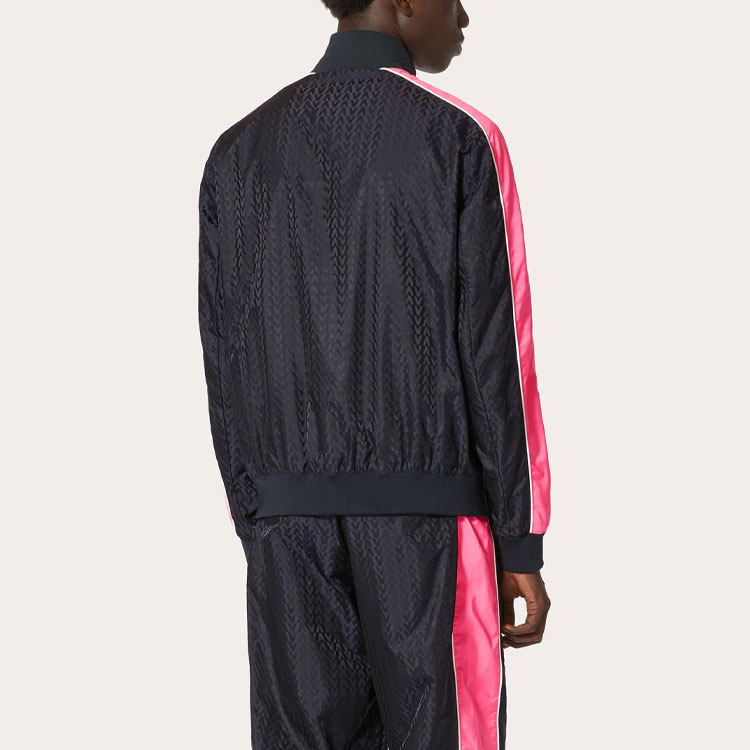 Details for Valentino SS22 Jaket Trek Lengan Panjang Logo Jacquard Hitam. XV3CII3480UAB4