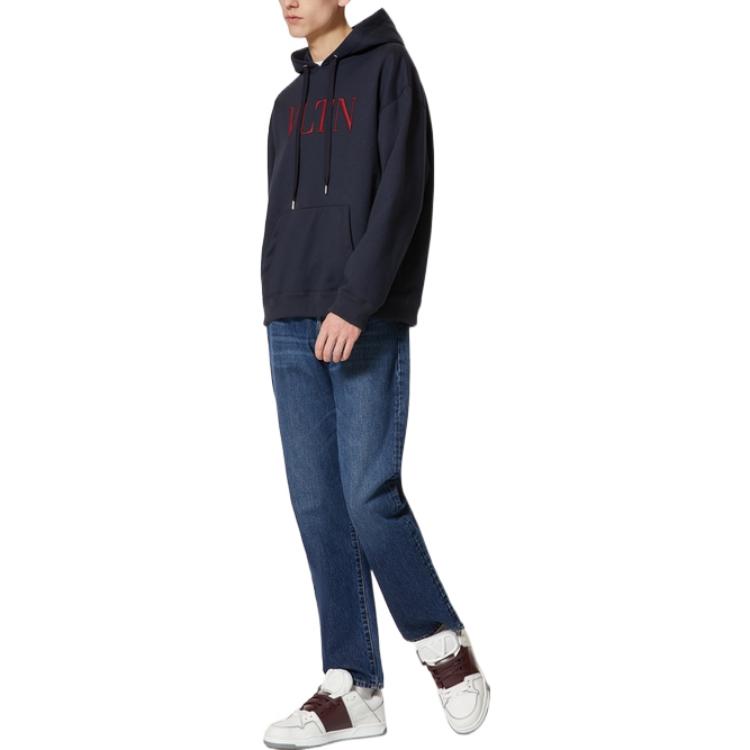 Lookbook 발렌티노 SS22 블루 로고 자수 오버사이즈 스웨트셔츠. 1V3MF14F8MBW31