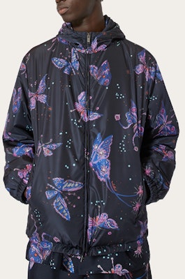 발렌티노 SS22 네이비 블루 버터플라이 프린트 후드 집업 재킷 XV3CI36983KCR4 Purchase 발렌티노 SS22 네이비 블루 버터플라이 프린트 후드 집업 재킷 XV3CI36983KCR4