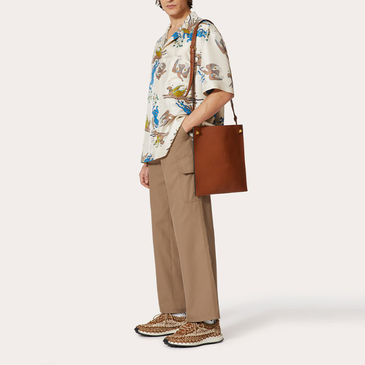 Purchase Valentino SS22 Pantalones Casuales de Pierna Recta Marrones XV3RBH65809F06