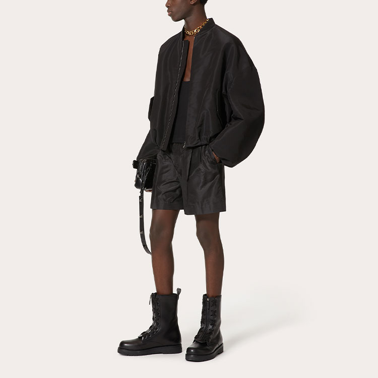 Purchase Valentino SS22  Washed Taffeta Casual Shorts Black XV0RDC168E30NO