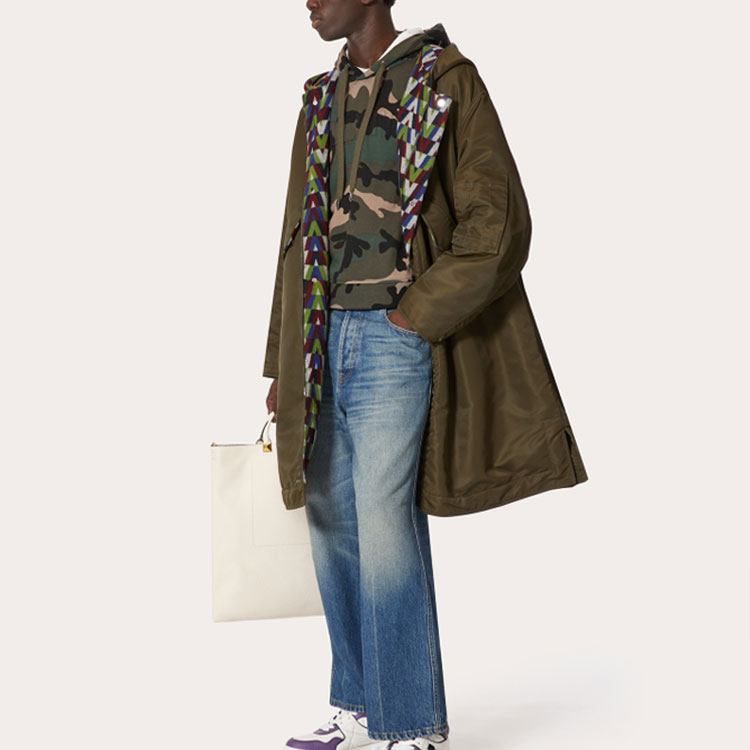 Valentino SS22 Camouflage Hoodie Jacket  Military Green. XV3MF21D83WF00 圖 3