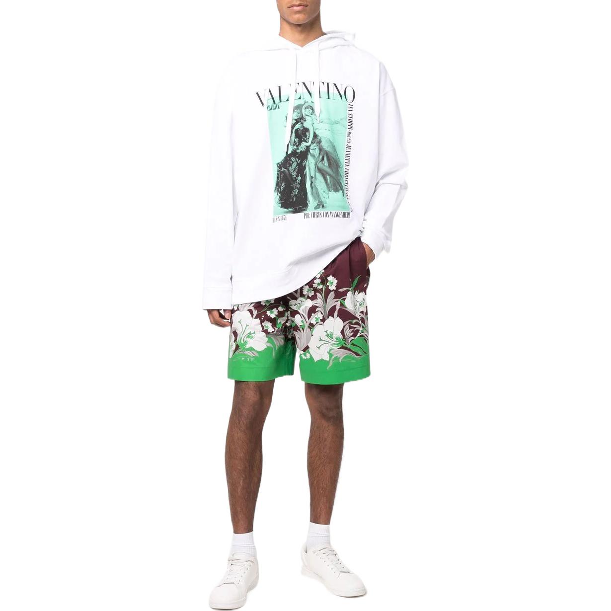 Lookbook 발렌티노 SS22 그래픽 프린트 루즈핏 후디 화이트 패션. XV0MF18I8H3I81