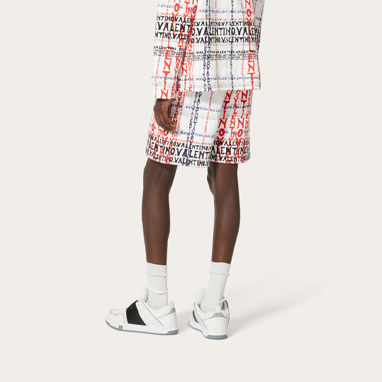 Purchase Valentino SS22 字母印花白色短褲 時尚潮流 1V3MD03L8N76SE