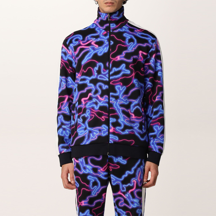 Shop Valentino SS22 螢光迷彩拉鍊連帽外套 黑色 XV3MF21I86EN36