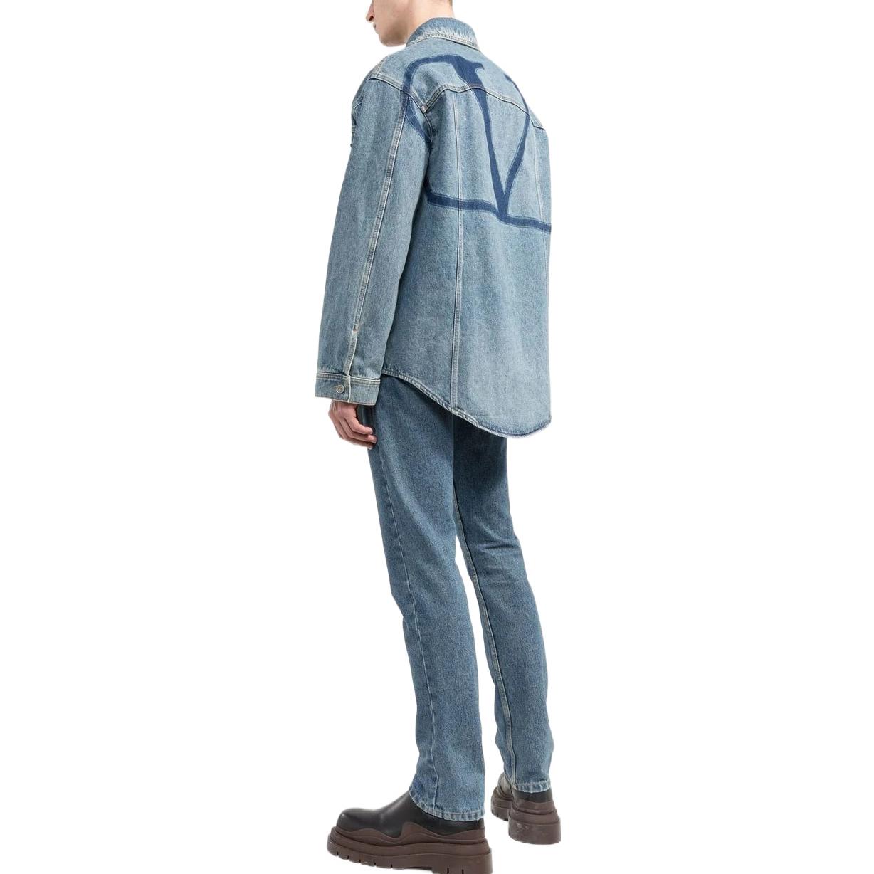 Shop ヴァレンティノ SS22 ウォッシュド ロゴプリント デニムジャケット カジュアルルーズフィット ブルー VDB01R8K1558
