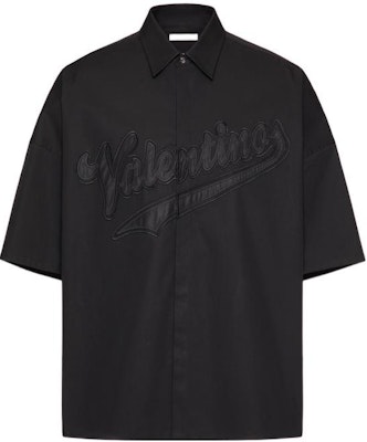 Valentino SS23 Black Polo Shirt with Solid Logo Print. 2V3AAD158YH0NO Order Valentino SS23 Black Polo Shirt with Solid Logo Print. 2V3AAD158YH0NO