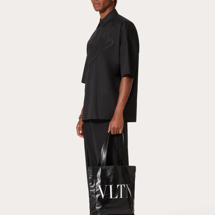 Purchase Valentino SS23  Black Polo Shirt with Solid Logo Print. 2V3AAD158YH0NO