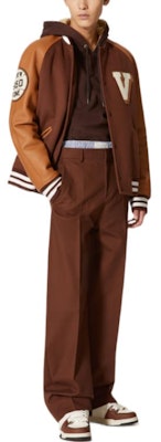 Valentino 春夏23 棕色宽腿直筒休闲长裤 2V3RBJ418YEK29 Shop Valentino 春夏23 棕色宽腿直筒休闲长裤 2V3RBJ418YEK29