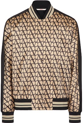 발렌티노 SS23 로고 프린트 봄버 재킷 베이지 색상. 3V3CI0A09HH-MYL Buy 발렌티노 SS23 로고 프린트 봄버 재킷 베이지 색상. 3V3CI0A09HH-MYL