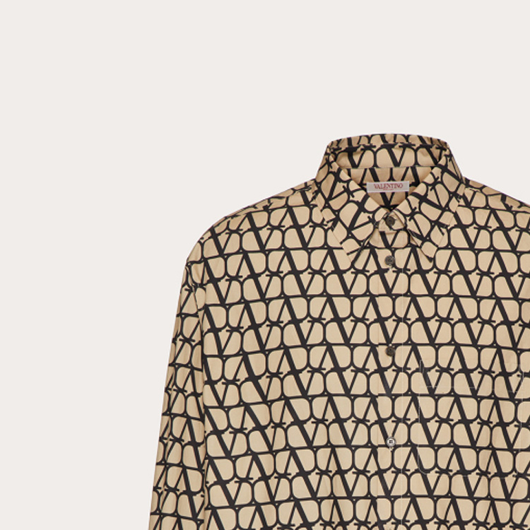 Details for Valentino SS23 Baju Lengan Panjang Oversized Logo Cetak Lelaki Multicolor. 3V3ABA979GFMYL