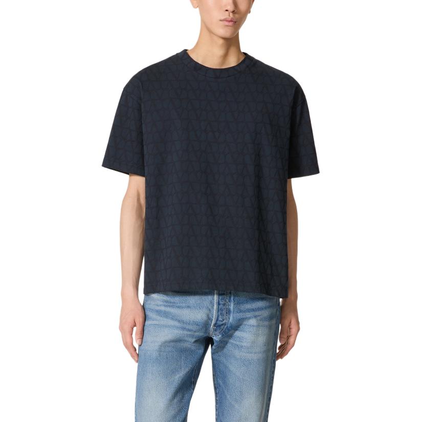 Lookbook Valentino SS24 Camiseta Azul Marino Logo Estampado Corte Relajado. 5V3MG14Y9KC-YE6