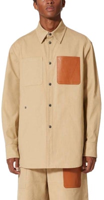 Valentino SS25 咖啡棕色纯色纽扣衬衫 2V3CIF2380W-0BG Lookbook Valentino SS25 咖啡棕色纯色纽扣衬衫 2V3CIF2380W-0BG