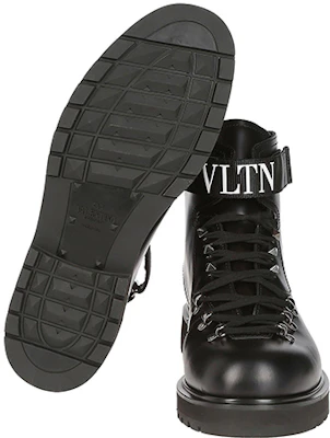 발렌티노 VLTN 블랙 가죽 레이스업 부츠 QY0S0B29KIVK97 Purchase 발렌티노 VLTN 블랙 가죽 레이스업 부츠 QY0S0B29KIVK97