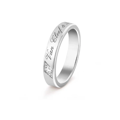 Van Cleef & Arpels Toujours Etoiles Platinum Ring Unisex Couple's Edition. VCARP5YW00
