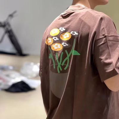 Vandy The Pink Kaos Crewneck Unisex Coklat Motif Floral dan Huruf. VTP092 Shop Vandy The Pink Kaos Crewneck Unisex Coklat Motif Floral dan Huruf. VTP092