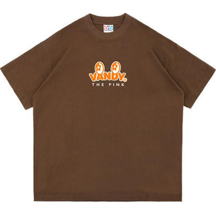 Lookbook Vandy The Pink 标志印花男女同款棕色短袖圆领T恤. VD1026-105