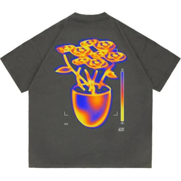 Lookbook Vandy The Pink 热成像植物款中性短袖灰色洗水T恤. VD1025-102