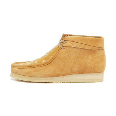 Vandy The Pink Clarks Originals Wallabee Boots 'Cheeseburger Yellow'