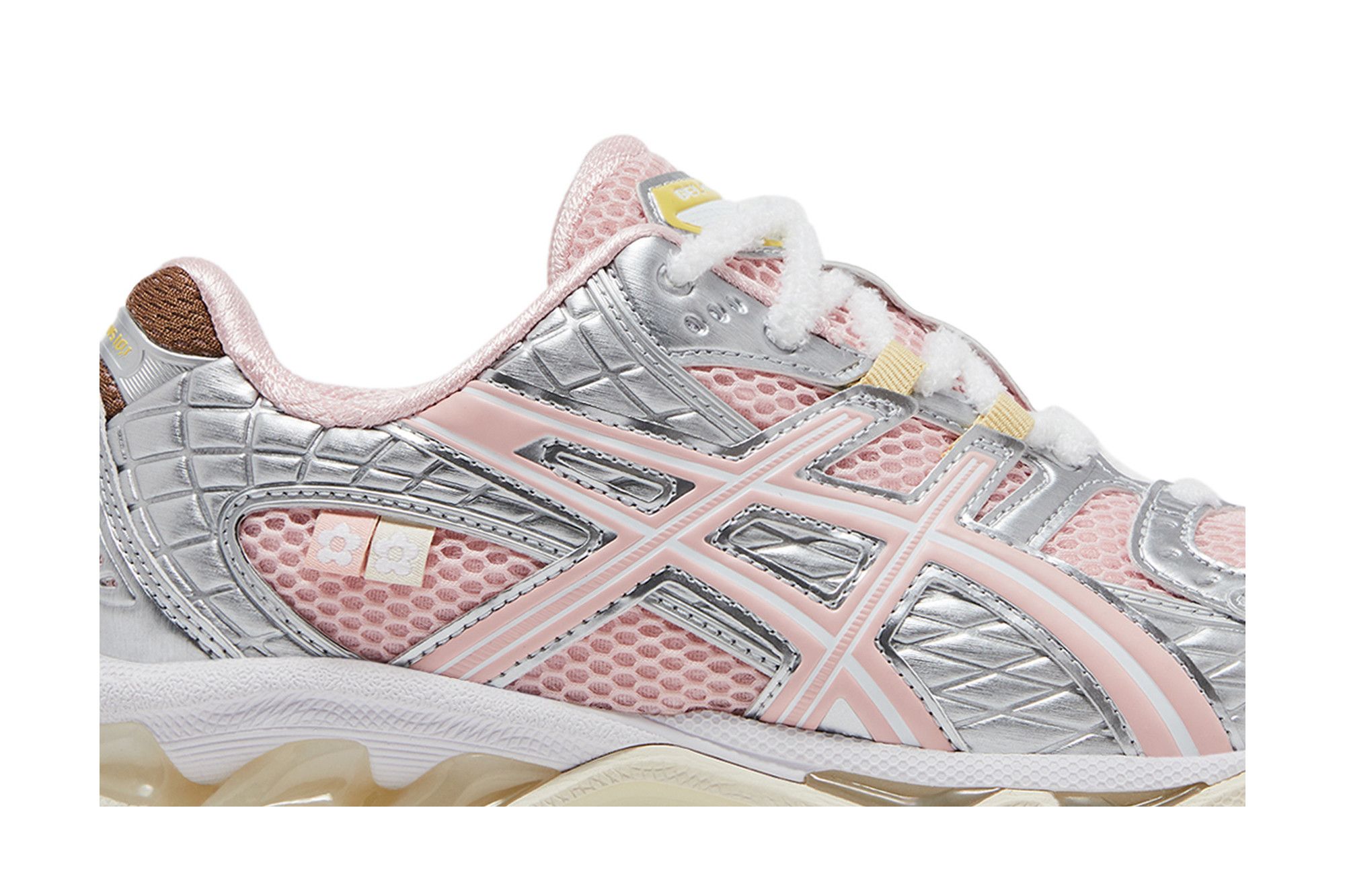 Lookbook VANDYTHEPINK x atmos x ASICS Gel Nimbus 10.1 'Fresa' 1203A865-702