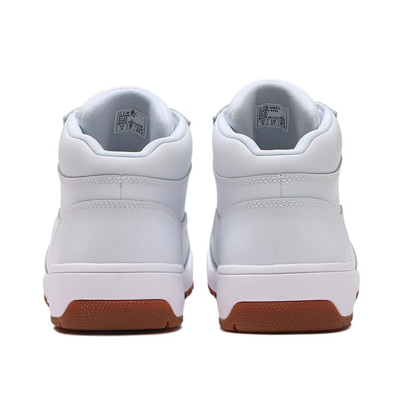 Lookbook Vans "Koleksi Sneakers Fulton – Stylish, Nyaman, Sepatu Gaya Perkotaan" V252032001