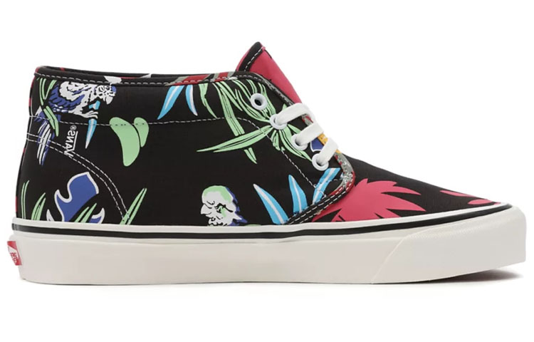 Order Vans Anaheim Factory Chukka 49 DX Mid-Top Sneakers Zwart/Rood VN0A4BTIAZH