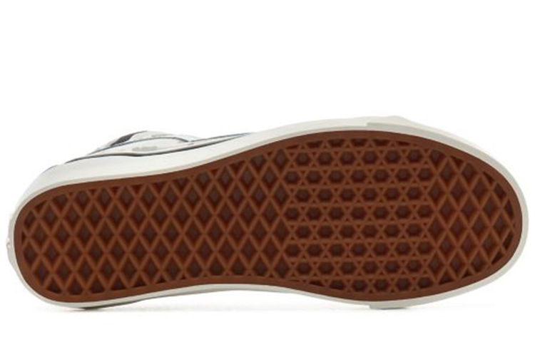 Shop Vans Anaheim Factory SK8-HI 38 DX 'Camo/Abu-abu' VN0A38GFV7G