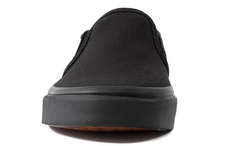 Shop Vans Asher 低帮黑色滑板鞋 VN0A45JM186