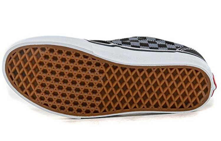 Shop ヴァンズ アトウッド "チェッカードット" VN0A45J937L