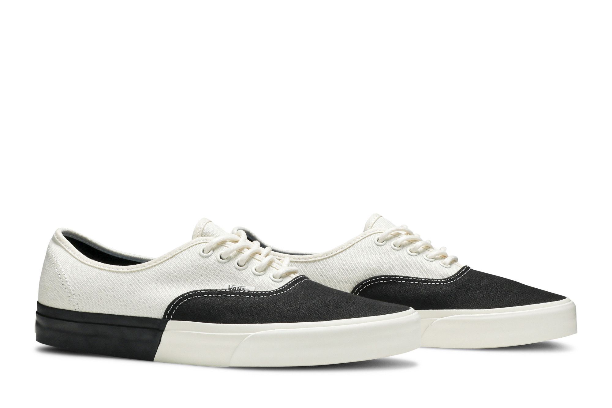 Cheap Vans Authentic DX ''Blocked'' - Chaussures Iconiques Noir et Blanc VN0A38ESMS5