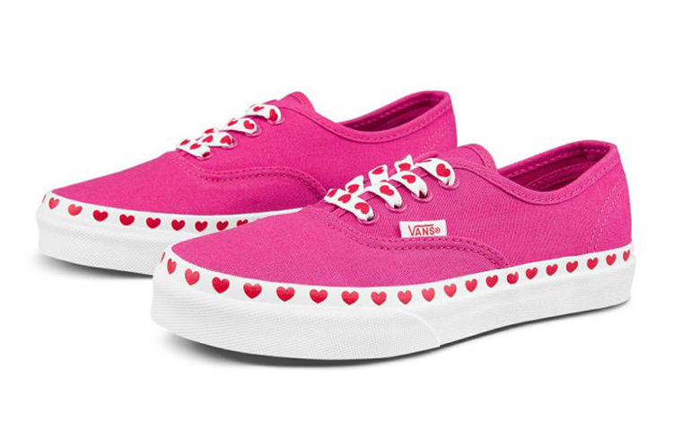 Lookbook Vans Authentic レッド/ホワイト (Vans Authentic Red/White) VN0A3UIV30V