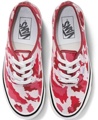 Vans Authentic 44 DX Merah Kamuflaj Unisex VN0A38ENV7H Lookbook Vans Authentic 44 DX Merah Kamuflaj Unisex VN0A38ENV7H