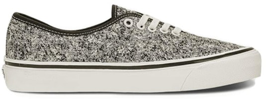 Vans Authentic 44 DX 'Anaheim Factory - OG Acid Wash Putih' VN0A4BVYWHT Order Vans Authentic 44 DX 'Anaheim Factory - OG Acid Wash Putih' VN0A4BVYWHT