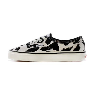 Vans Unisex Authentic 44 DX Sneakers Black/White