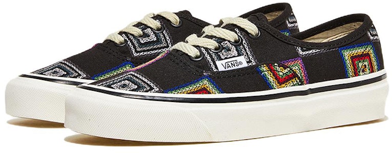 Vans Authentic 44 DX 'Granny Check - Hitam' VN0A7Q5CBLK Lookbook Vans Authentic 44 DX 'Granny Check - Hitam' VN0A7Q5CBLK
