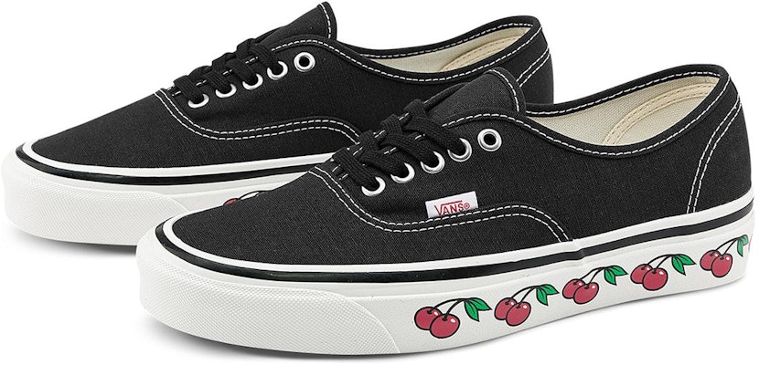 Vans Authentic 44 DX 'Hot N Sweet Hitam/Marshmallow' VN0A4BVY1KP Lookbook Vans Authentic 44 DX 'Hot N Sweet Hitam/Marshmallow' VN0A4BVY1KP