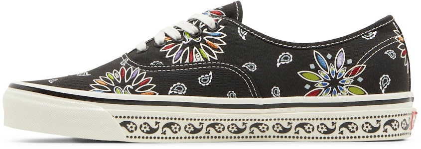 Vans Authentic 44 DX 'Paisley - Hitam' VN0A54F29GG Lookbook Vans Authentic 44 DX 'Paisley - Hitam' VN0A54F29GG