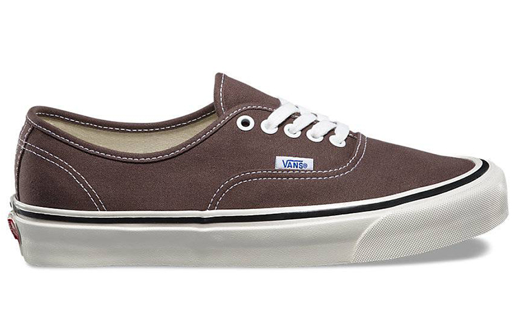 Lookbook Vans Authentic 44 Dx Biru Navy VN0A38ENMR3