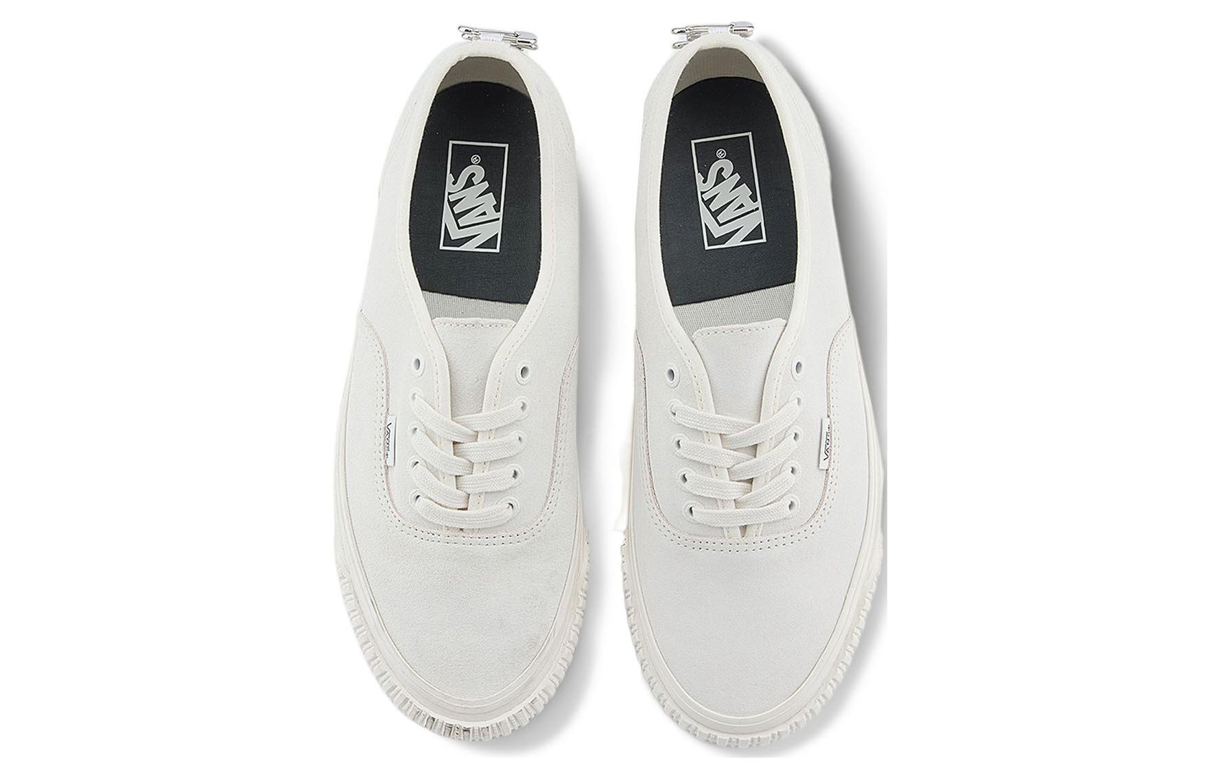 Lookbook Vans Authentic 44 Lug DX 'Metal Hardware - Putih' VN0005U4WHT