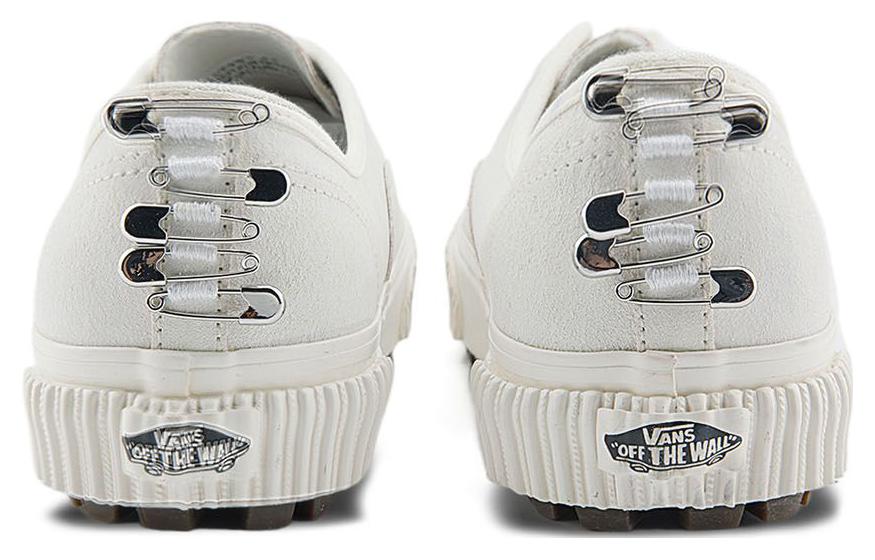 Shop Vans Authentic 44 Lug DX 'Metal Hardware - Putih' VN0005U4WHT