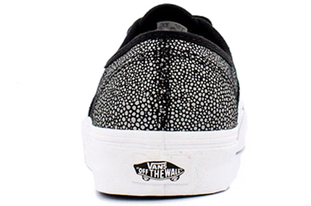 Vans Authentic 'Alien Skin' VN0A2Z5IX0G Lookbook Vans Authentic 'Alien Skin' VN0A2Z5IX0G